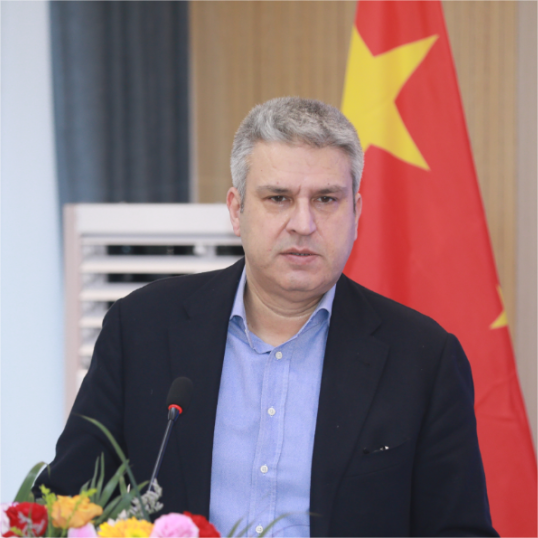 哈鲁克·海普康